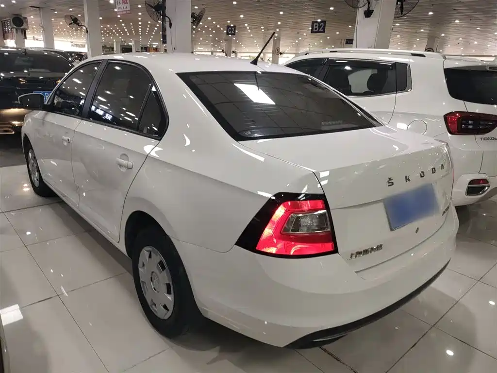 Skoda Rapid 2019 — фото 5