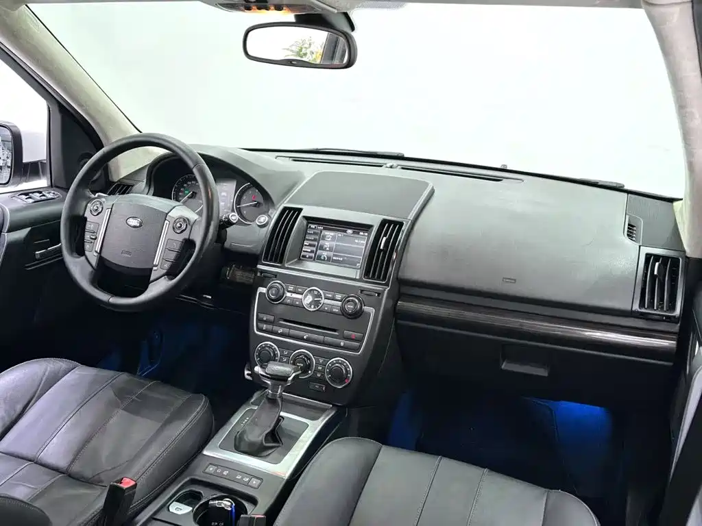 Land Rover Freelander 2 2013 — фото 19