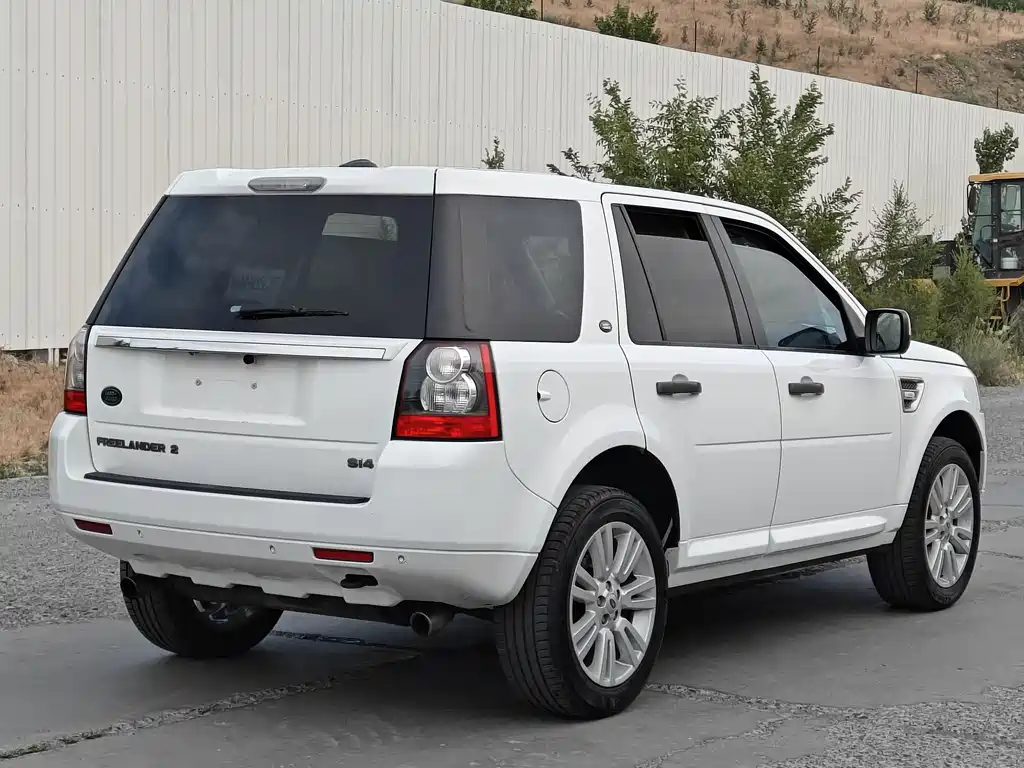 Land Rover Freelander 2 2012 — фото 5