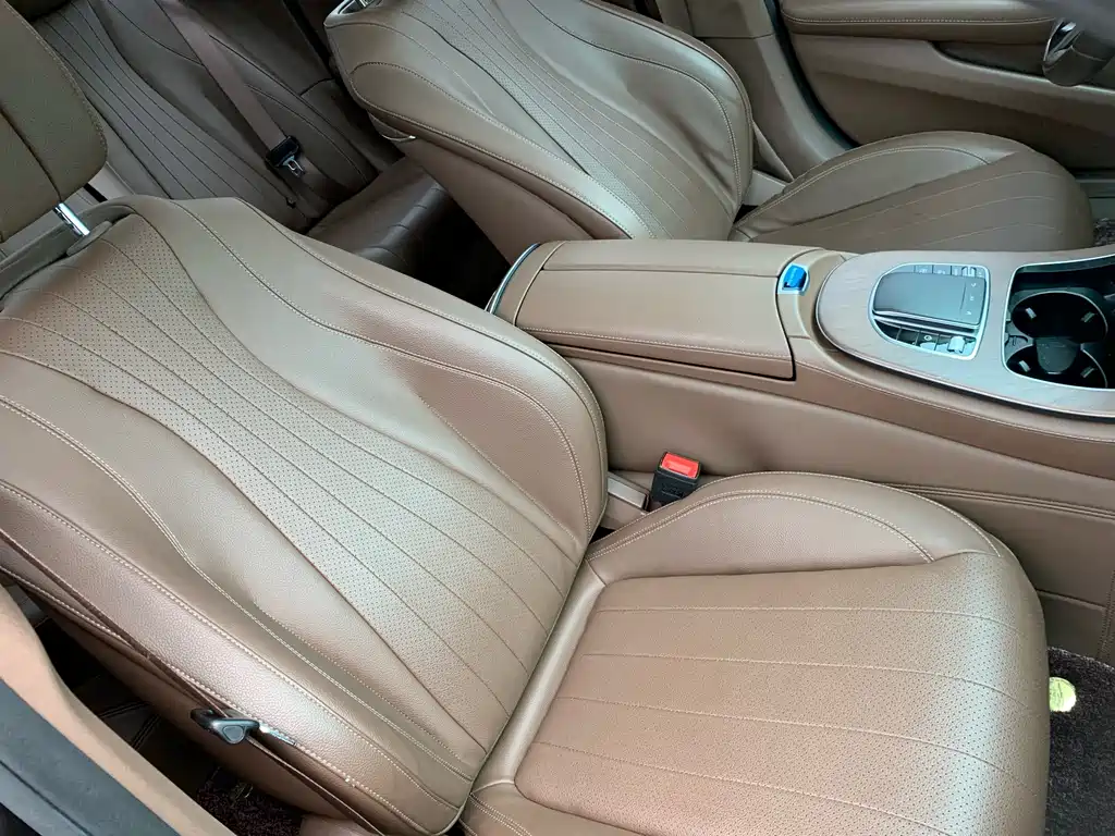 Mercedes-Benz E-Class New Energy 2022 — фото 27