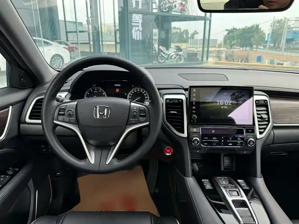 Honda UR-V 2018 — фото 21