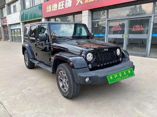 Jeep Wrangler 2015