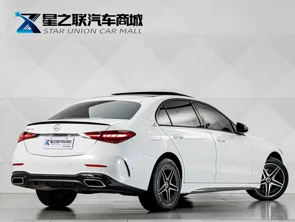 Mercedes-Benz C-Class 2024