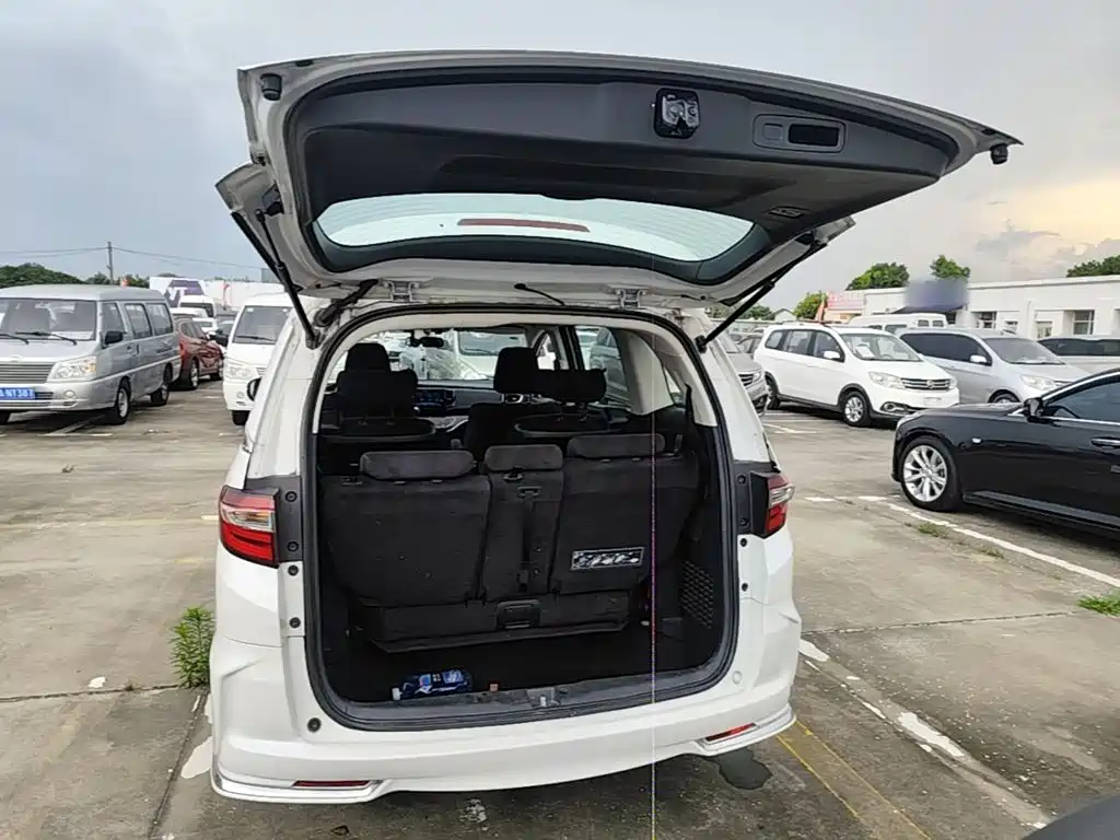 Honda Odyssey 2021 — фото 19