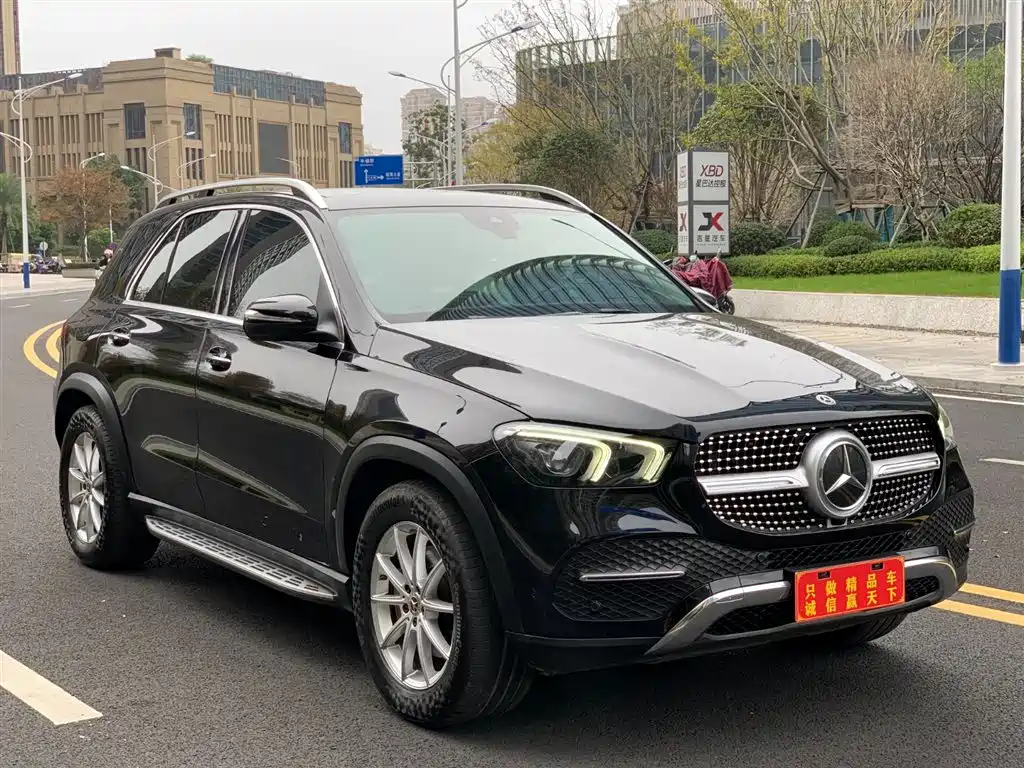 Mercedes-Benz GLE 2021 — фото 3