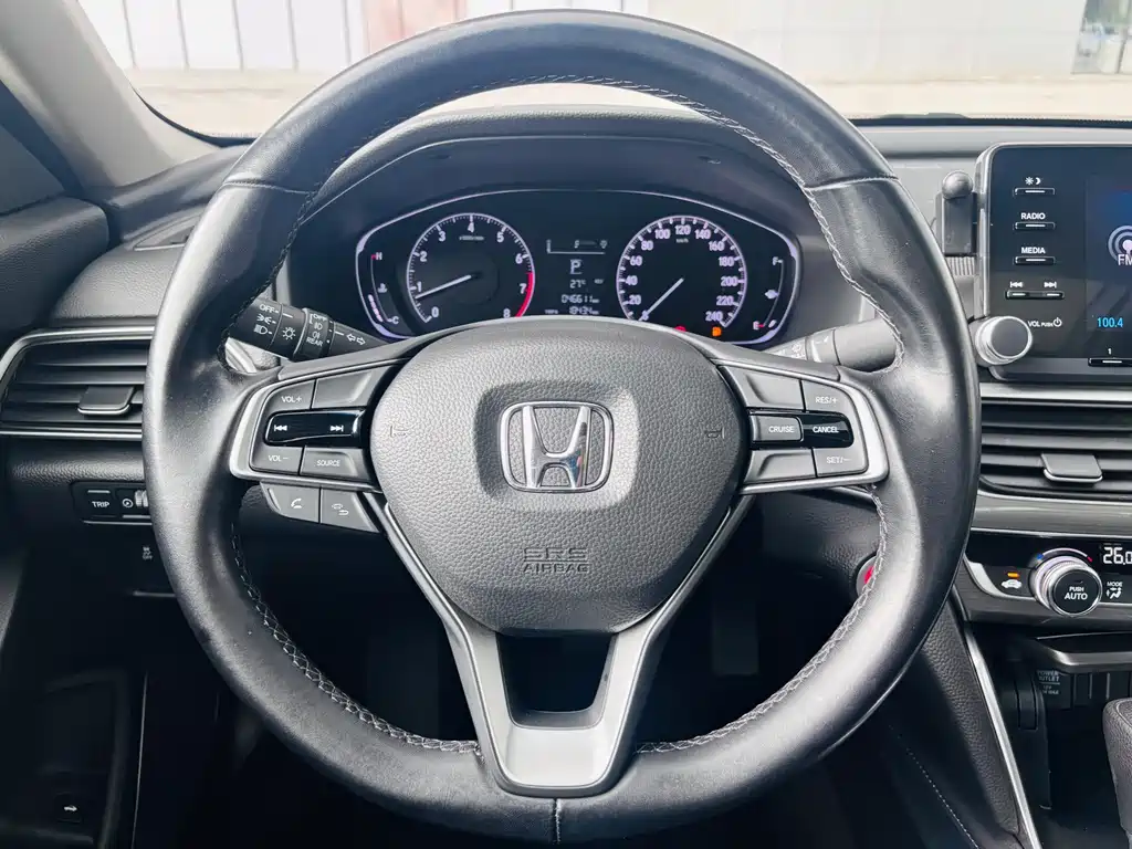 Honda Accord 2019 — фото 15