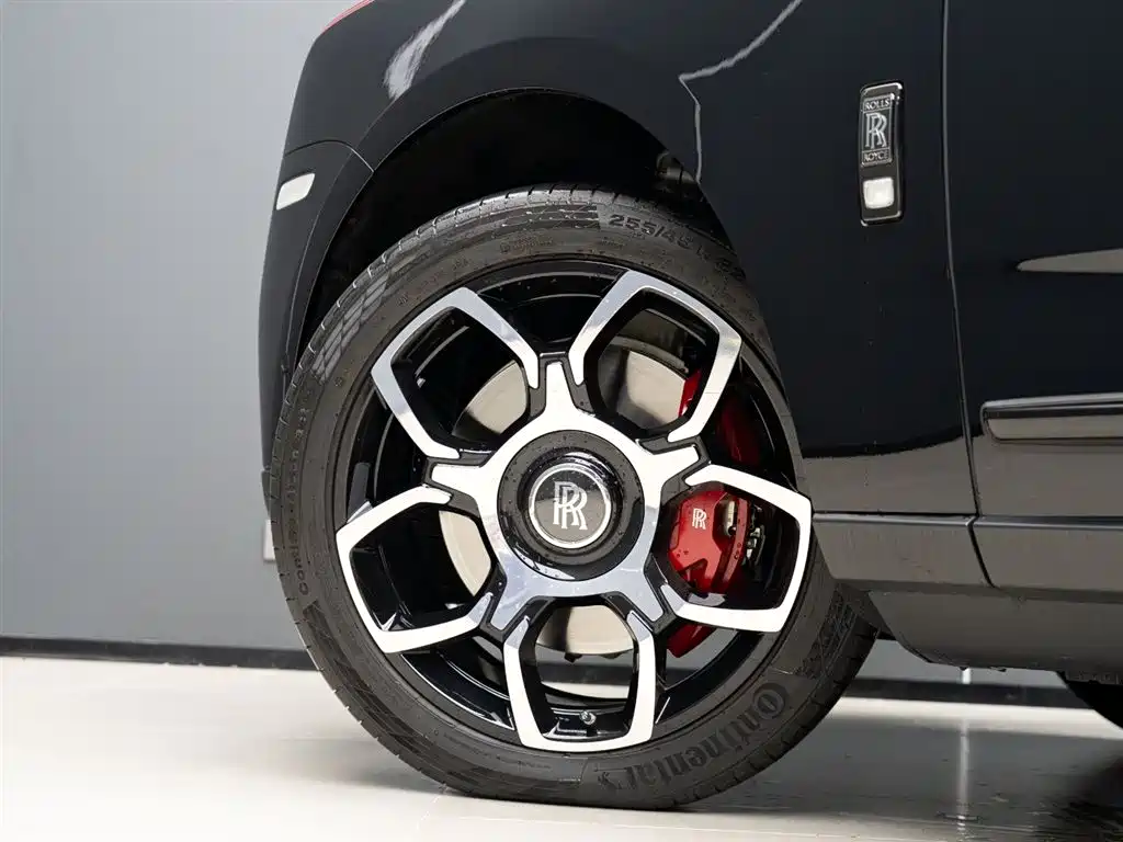 Rolls-Royce Cullinan 2020