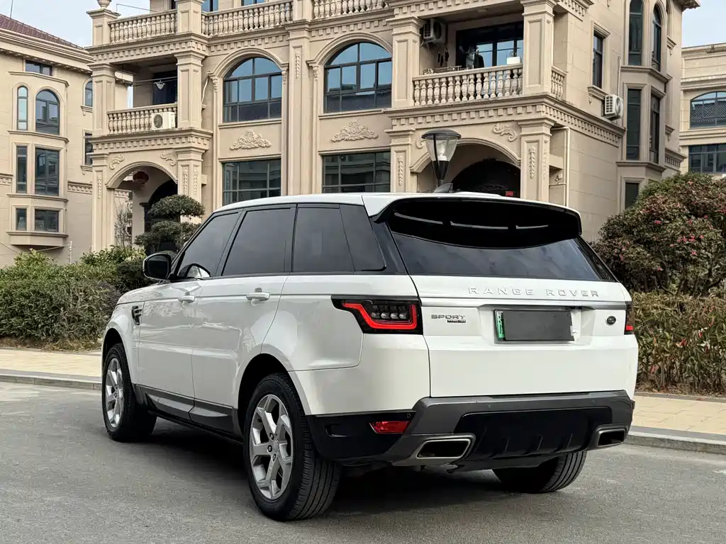 Land Rover Sport PHEV 2018 — фото 4