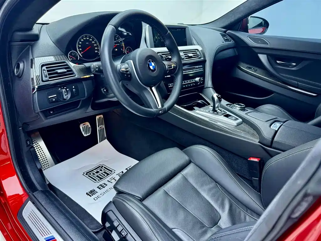 BMW M6 2016 — фото 18