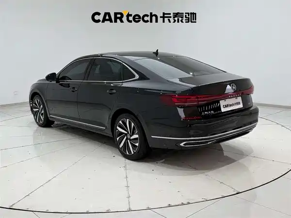 Volkswagen Passat 2023