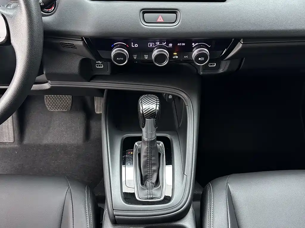 Honda Vezel 2023 — фото 15