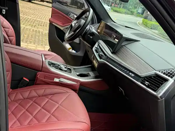 BMW X5 2024
