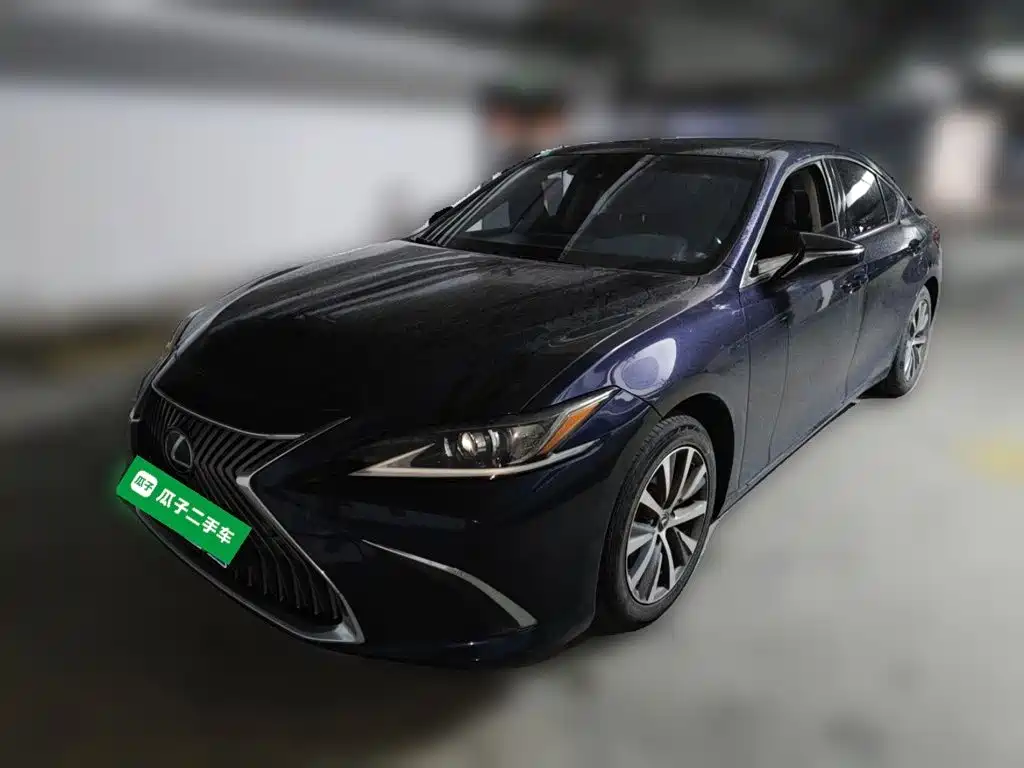 Lexus ES 2020 — фото 2