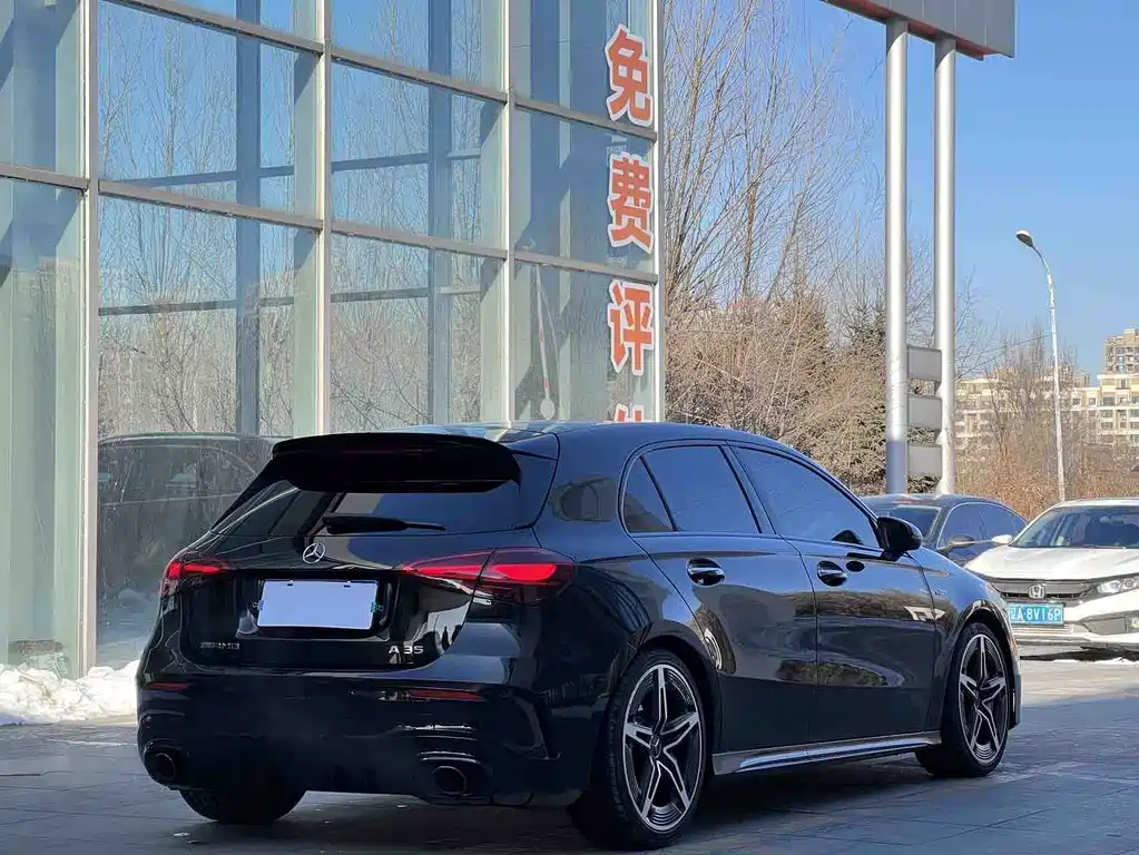 Mercedes-Benz A-Class AMG 2023 — фото 5