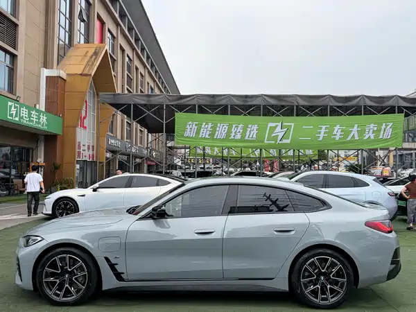 BMW i4 2022