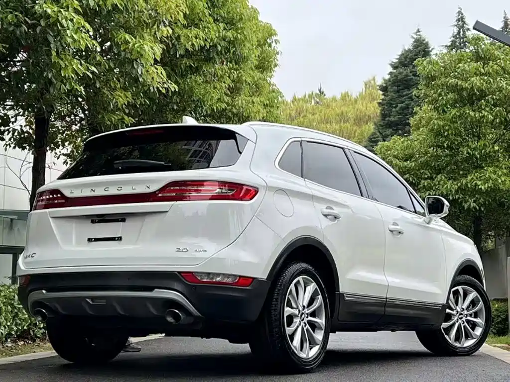 Lincoln MKC 2017 — фото 15