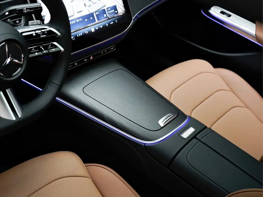 Mercedes-Benz E-Class 2024 — фото 16