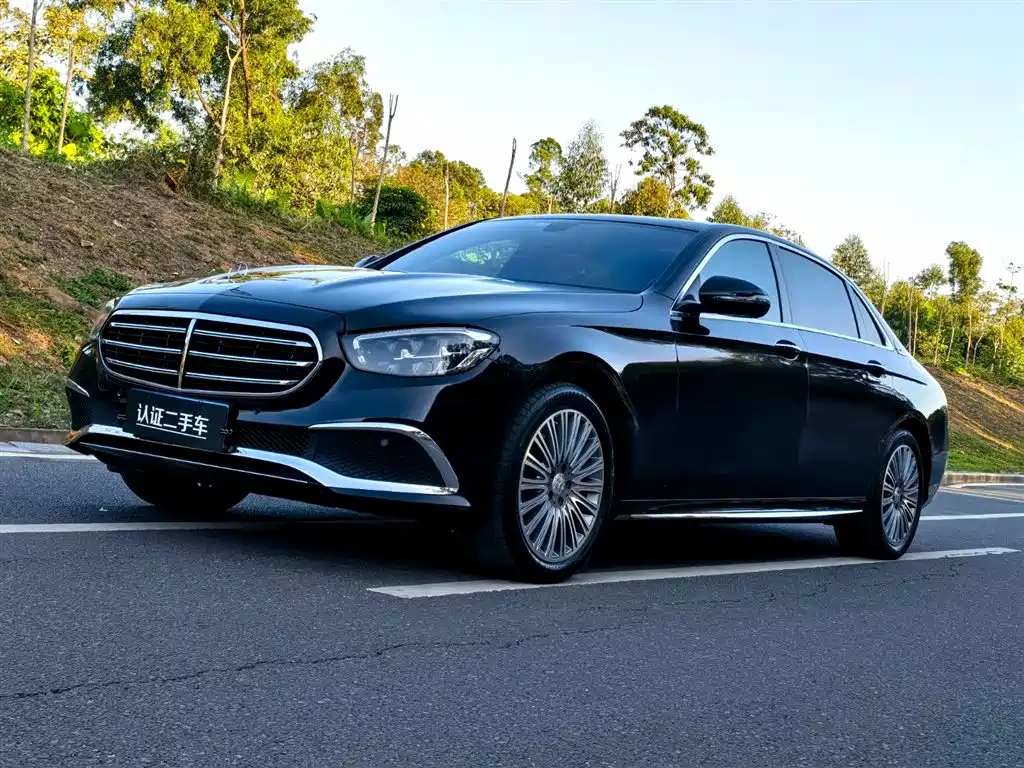 Mercedes-Benz E-Class 2021