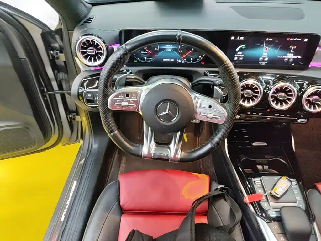 Mercedes-Benz A-Class AMG 2021 — фото 11