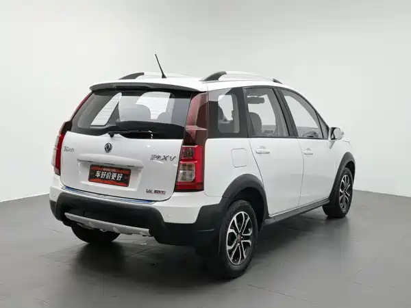 Dongfeng Jingyi XV 2016