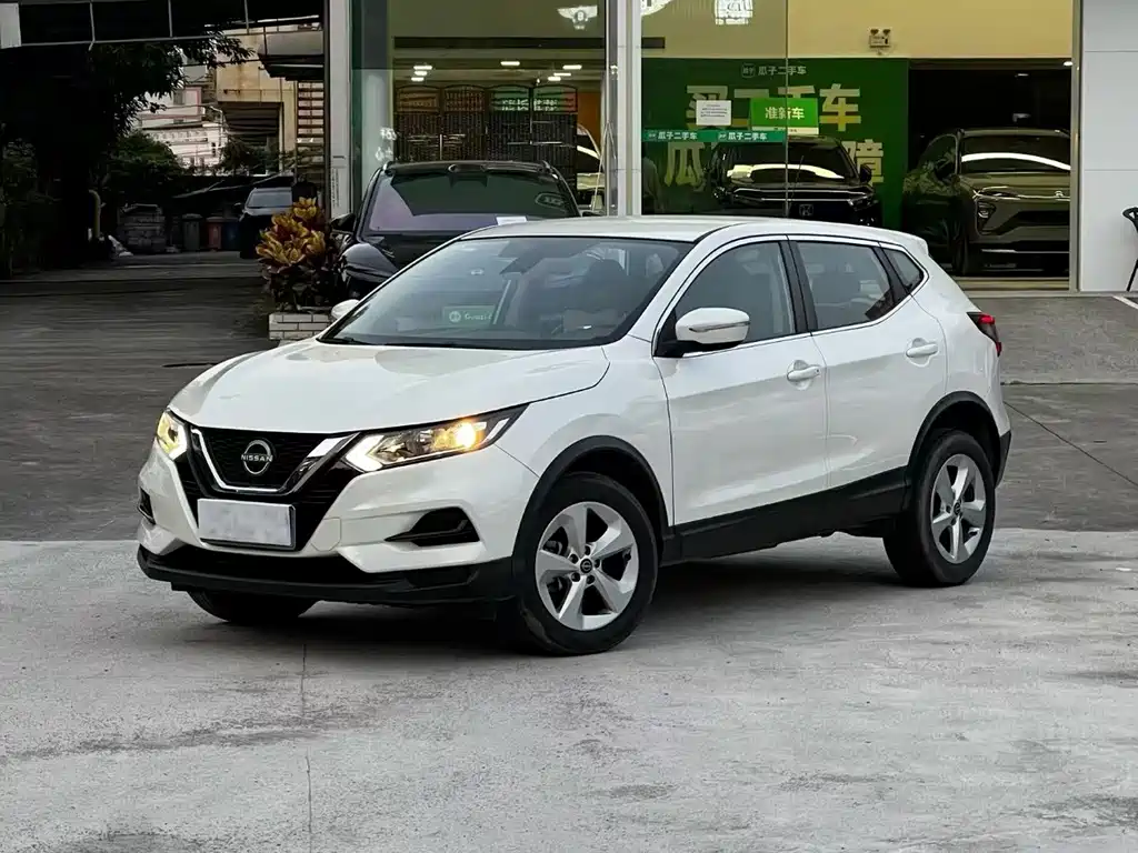 Nissan Qashqai 2023 — фото 1