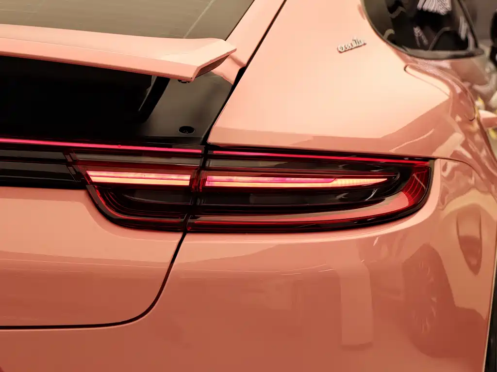 Porsche Panamera 2018 — фото 37