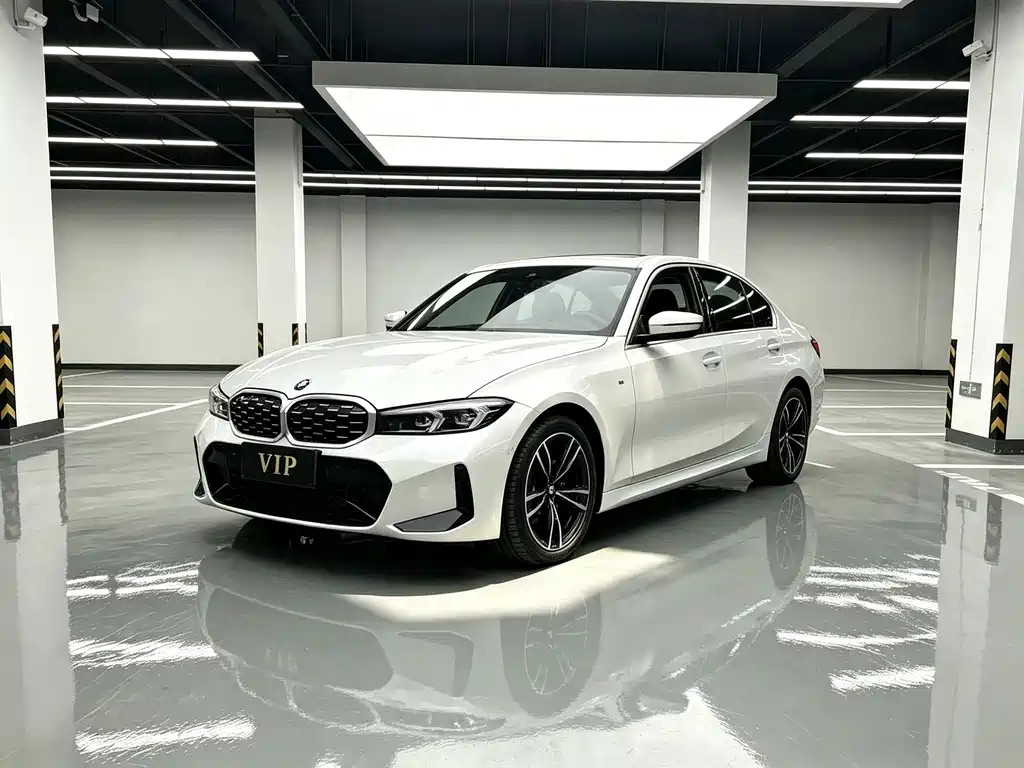 BMW 3 Series 2023 — фото 1
