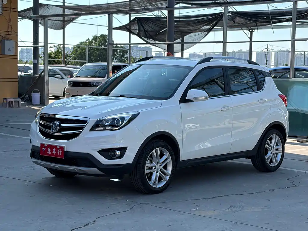 Changan CS35 2018 — фото 1
