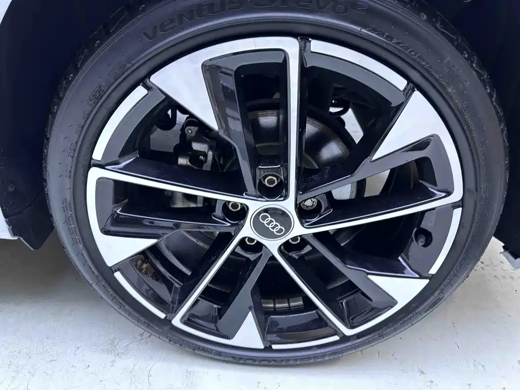 Audi A3 2022 — фото 18