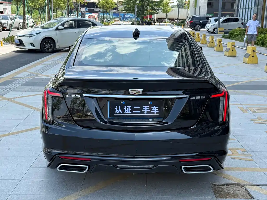 Cadillac CT5 2021 — фото 13