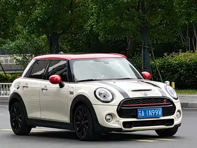 MINI MINI 2016