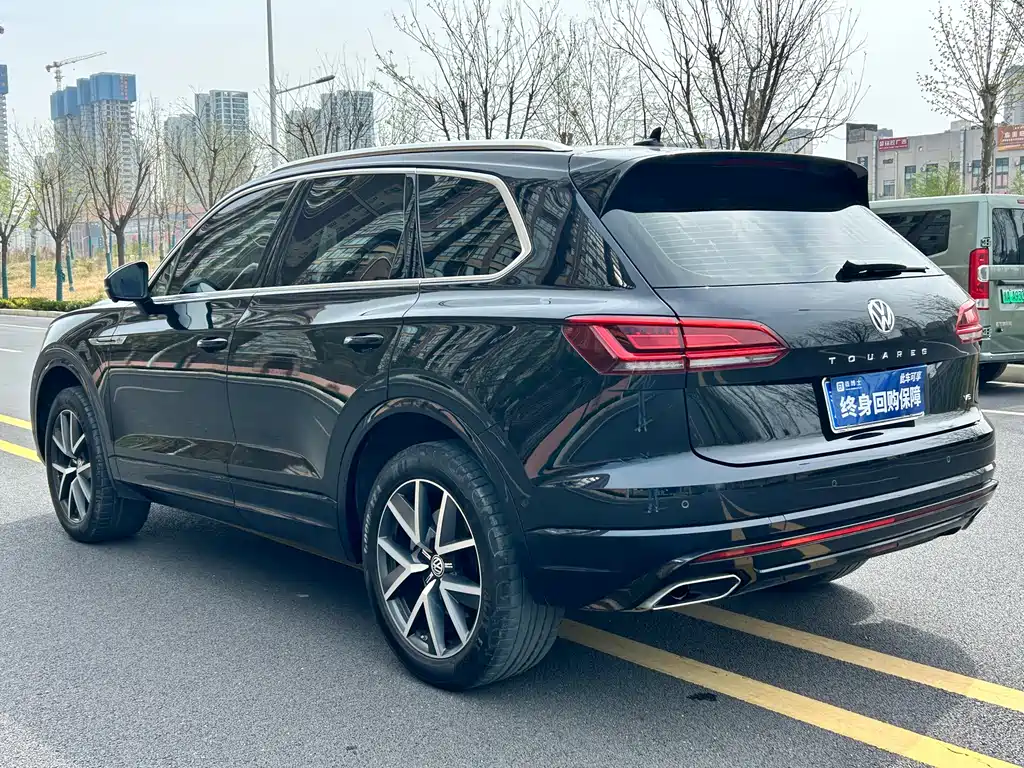 Volkswagen Touareg 2020 — фото 6