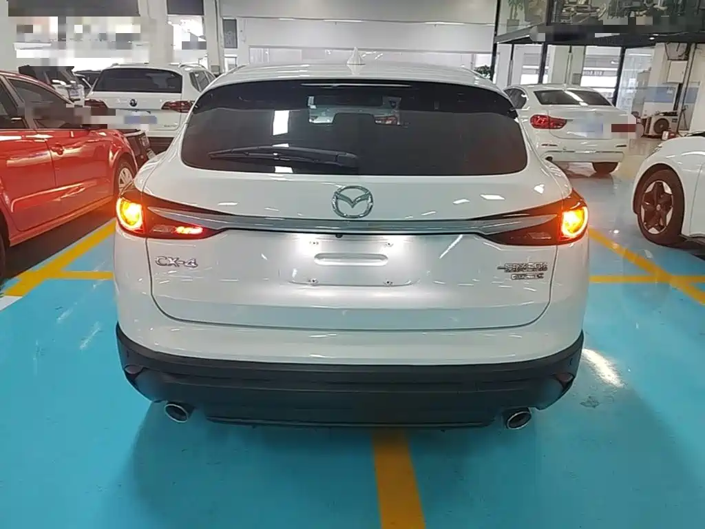 Mazda CX-4 2020