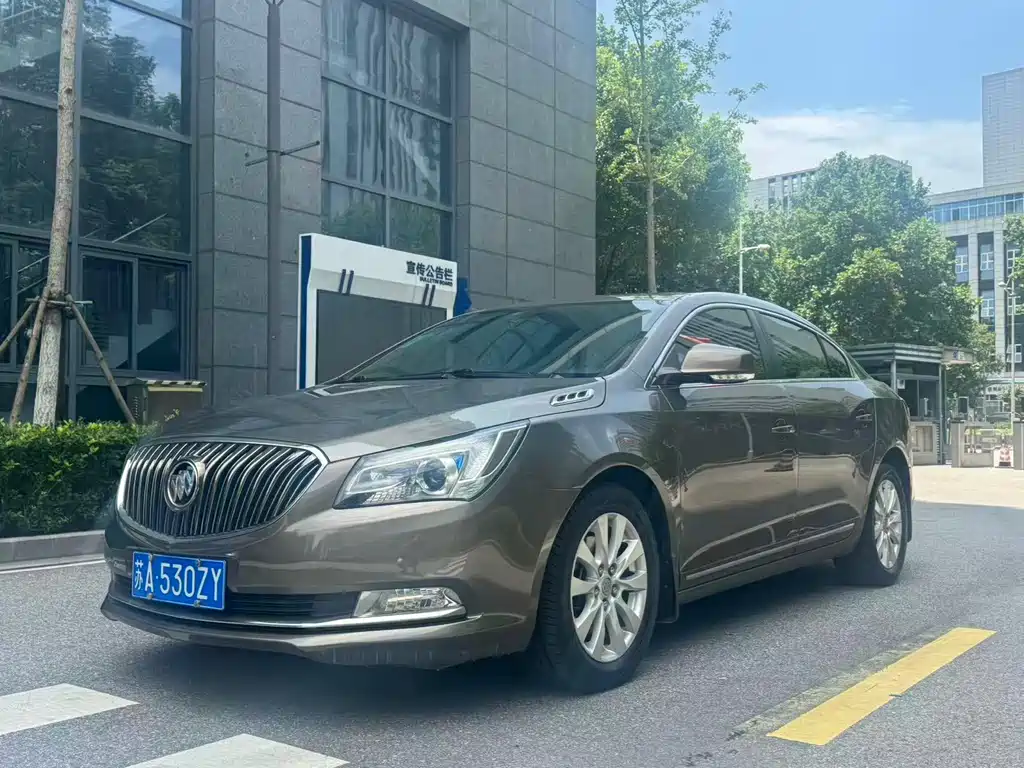 Buick LaCrosse 2014 — фото 1