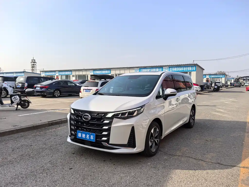 GAC Motor Trumpchi M6 2024 — фото 1