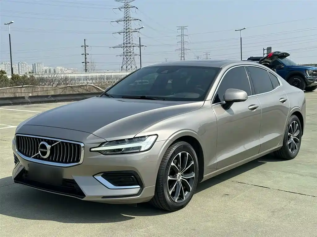 Volvo S60 2020 — фото 2