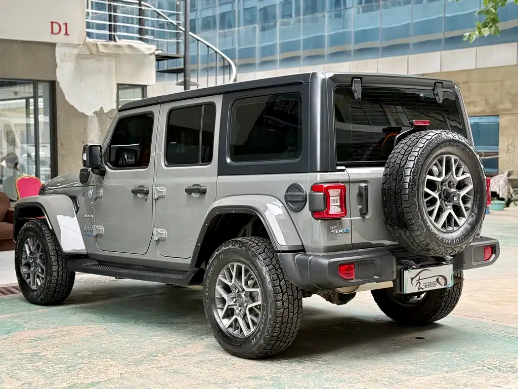 Jeep Wrangler PHEV 2022 — фото 5