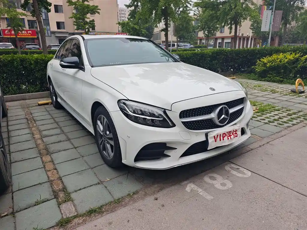 Mercedes-Benz C-Class 2020 — фото 3