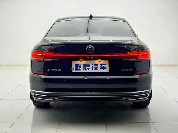 Volkswagen Passat 2024