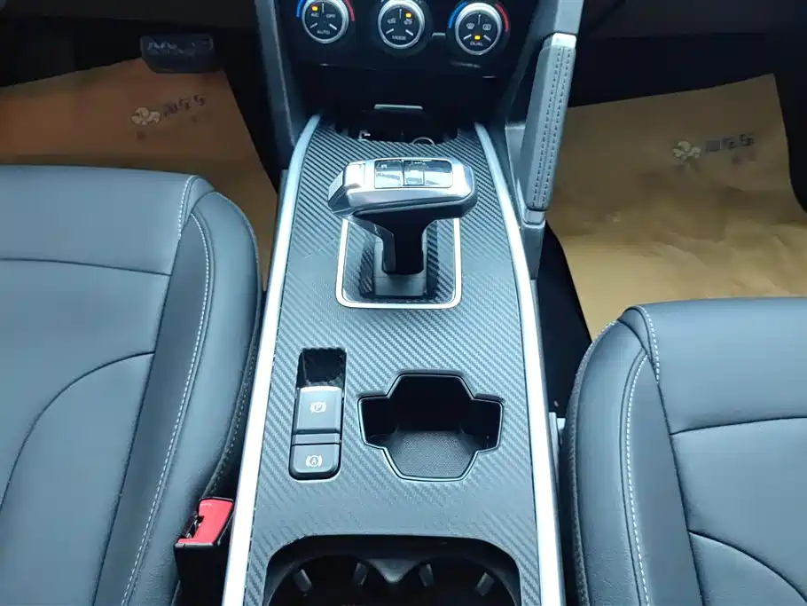 Haval H6 2021 — фото 16