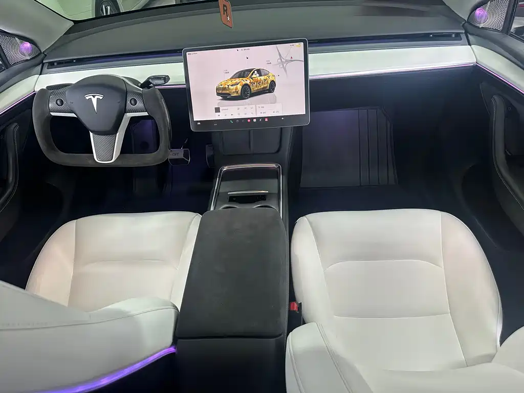 Tesla Model Y 2023 — фото 9