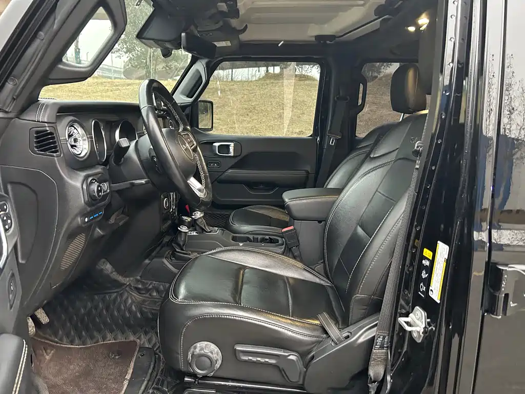 Jeep Wrangler PHEV 2022 — фото 4