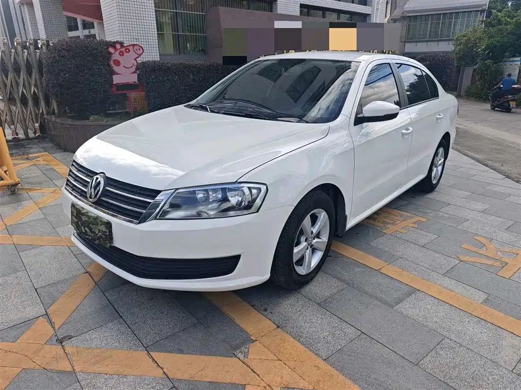 Volkswagen Lavida 2014