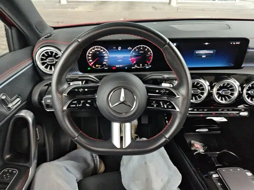 Mercedes-Benz A-Class 2023 — фото 11