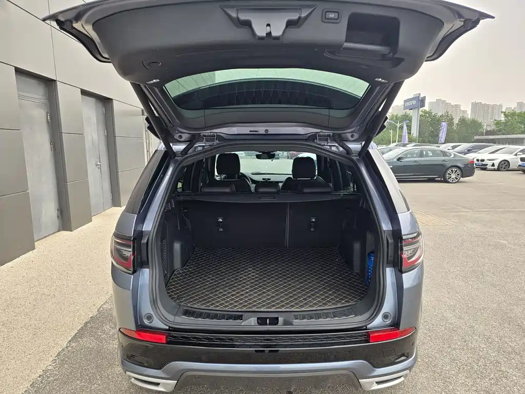 Land Rover Discovery Sport 2021 — фото 12