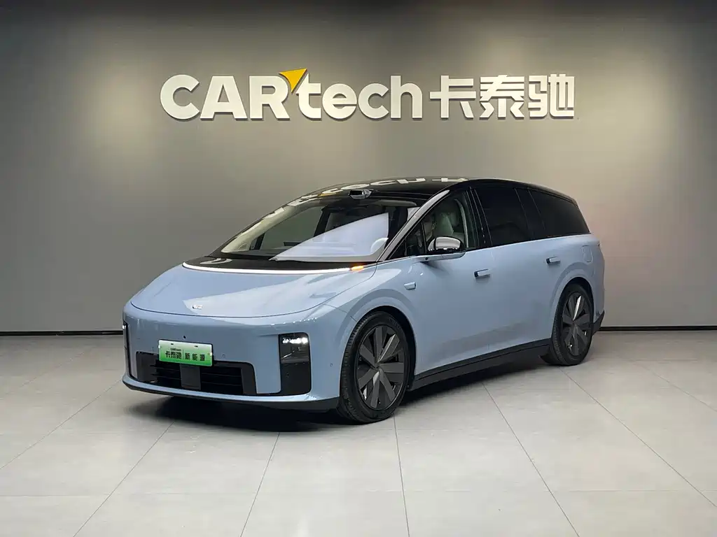 Li Auto i8 2025