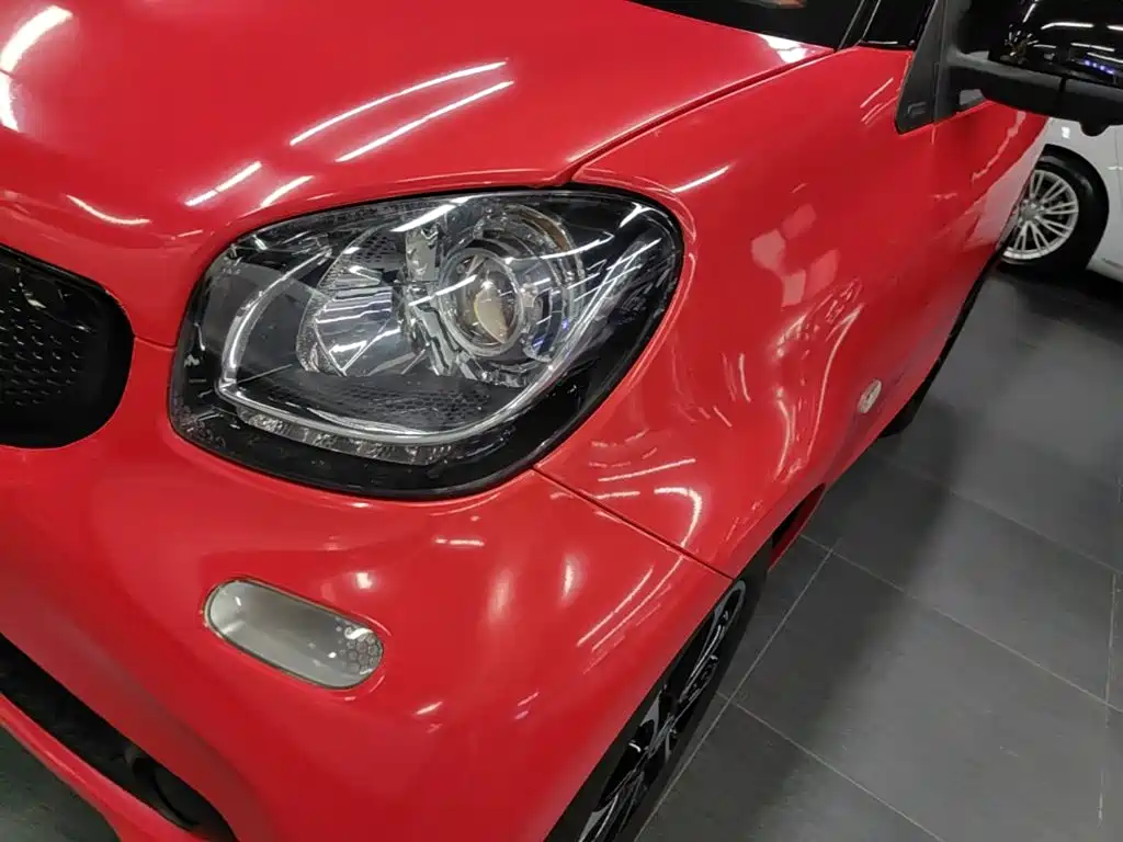 smart Fortwo 2015 — фото 24