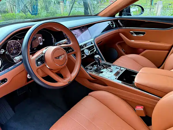 Bentley Flying Spur Plug-In Hybrid 2022