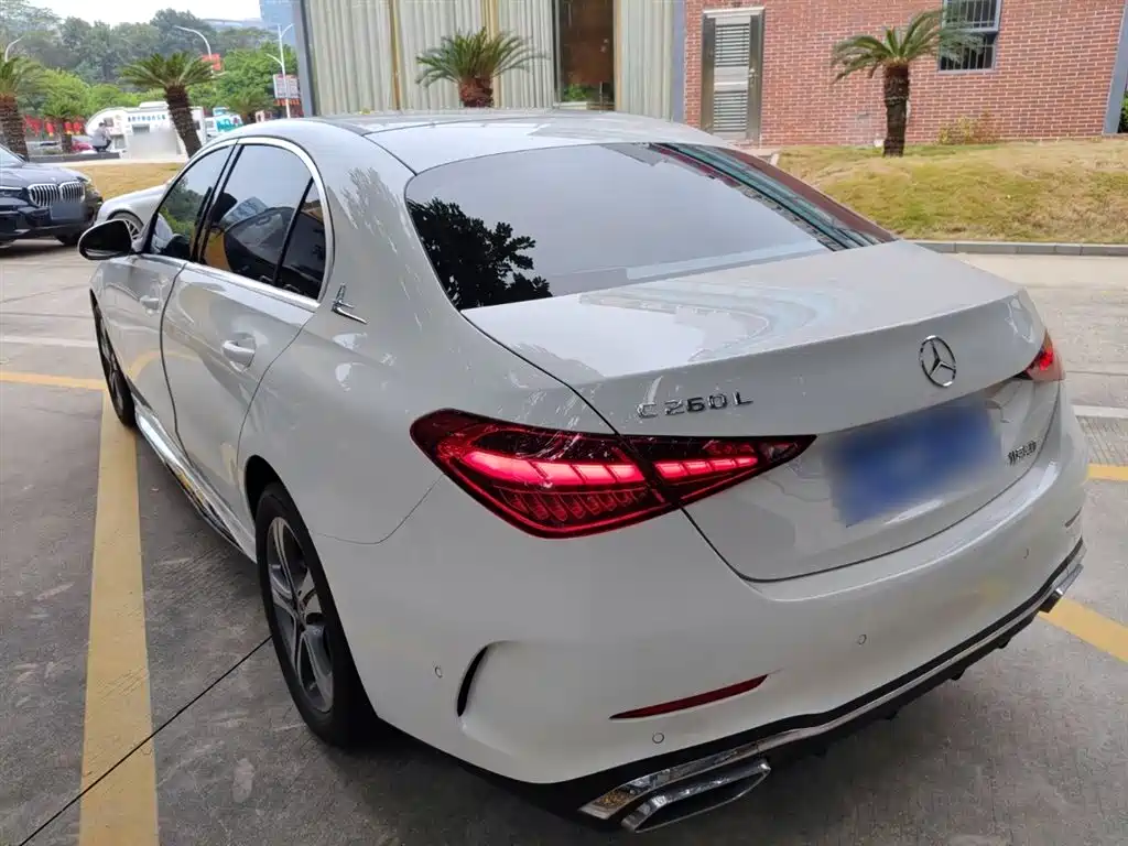 Mercedes-Benz C-Class 2022 — фото 23