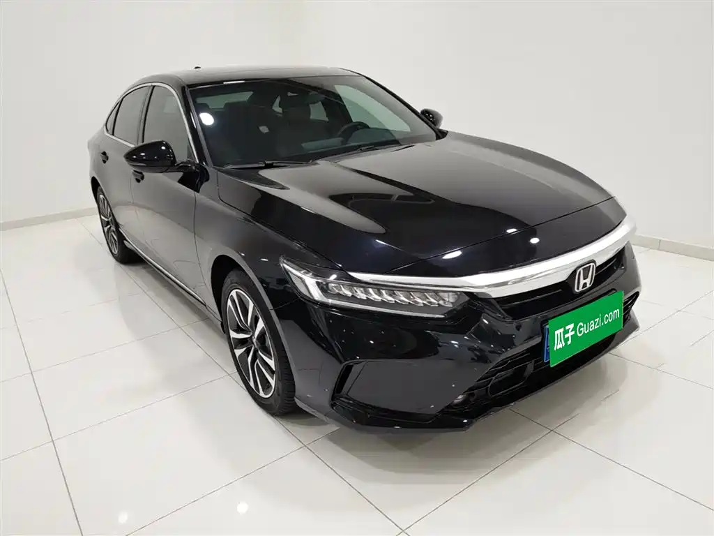 Honda Inspire 2022 — фото 22